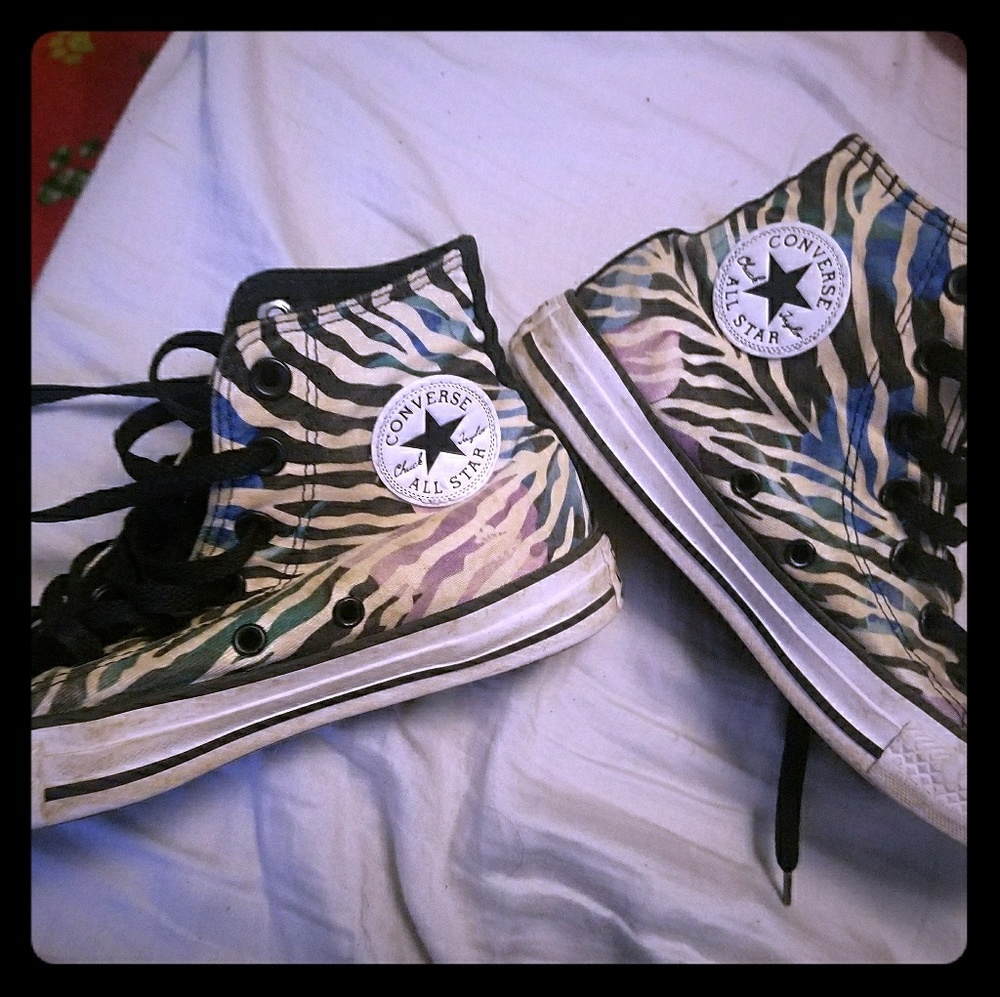 Wild zebra print Converse chucks all star 6